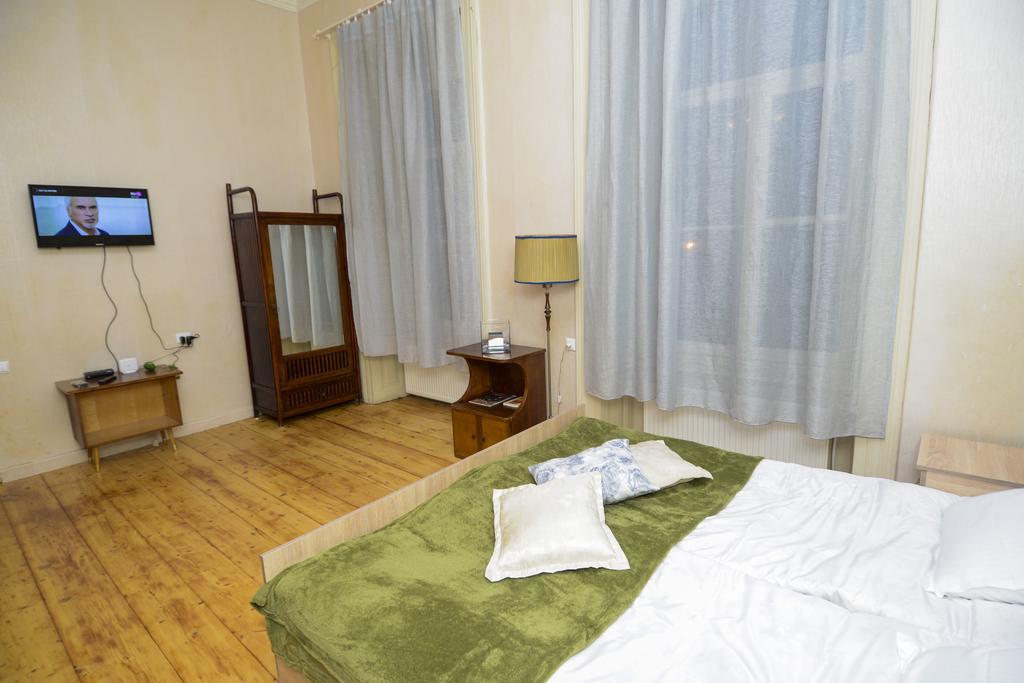 Solo Room Apartment Tbilisi Luaran gambar