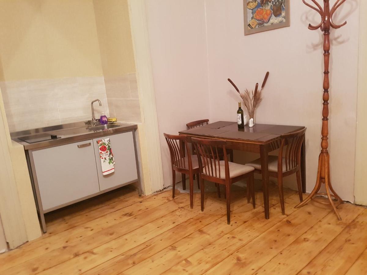 Solo Room Apartment Tbilisi Luaran gambar