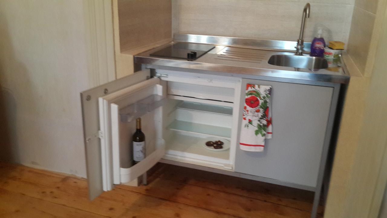 Solo Room Apartment Tbilisi Luaran gambar