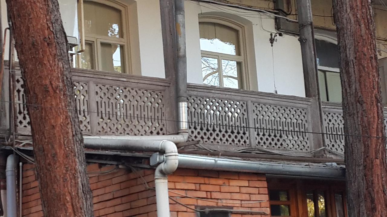 Solo Room Apartment Tbilisi Luaran gambar